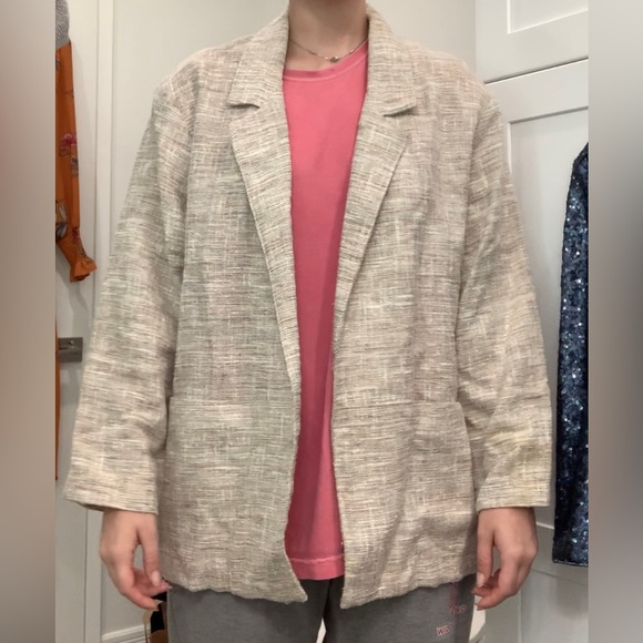 Light weight cream/ mixed color sweater/ cardigan size M/L - Picture 4 of 11